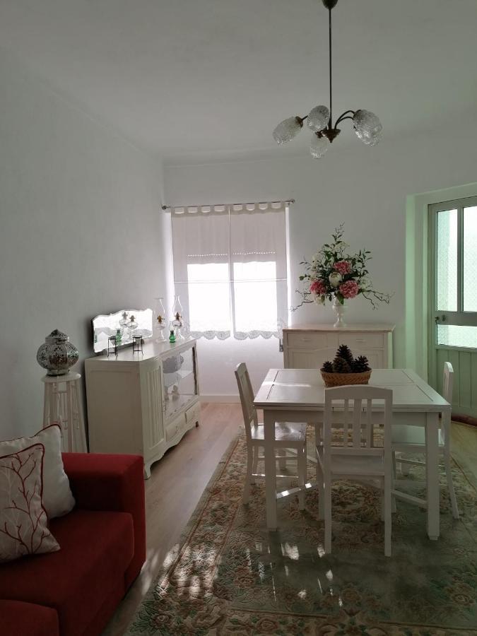 Alojamento Justo - Vila De Монтаржил Экстерьер фото